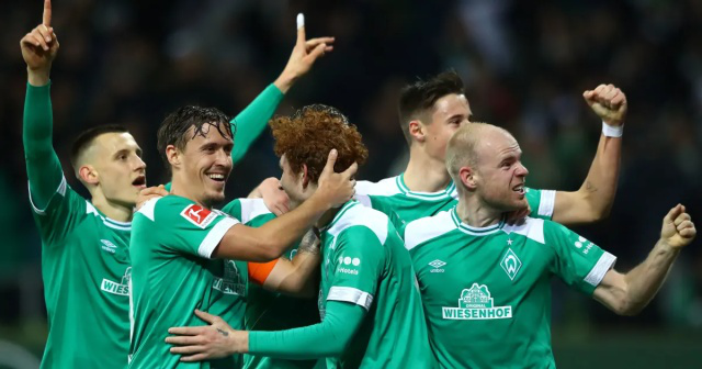 沙巴买球网-不莱梅遭遇惨败，教练组开始思索战术调整(不莱梅比赛结果)