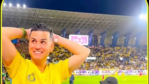 关于一球决胜负结果扣人心弦，全场观众尖叫欢呼的信息